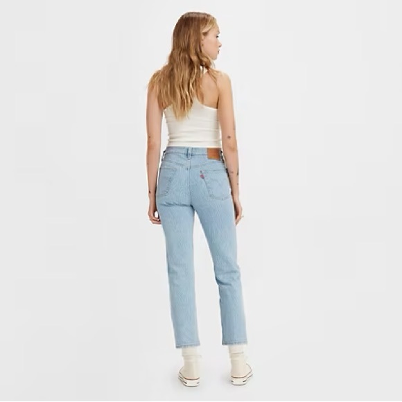 Levi’s 501 Crop Jeans - Picture 3 of 7